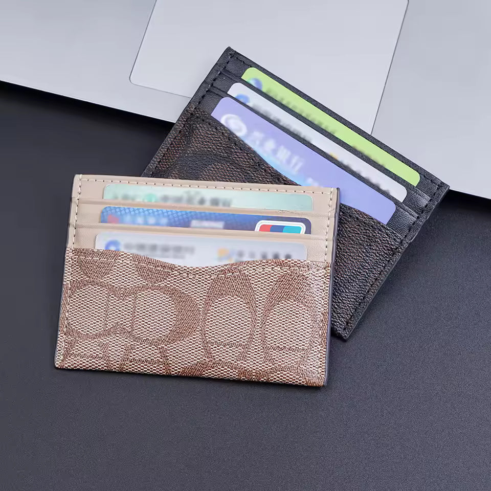 LuxCard: Sleek card holder. By Agency286.